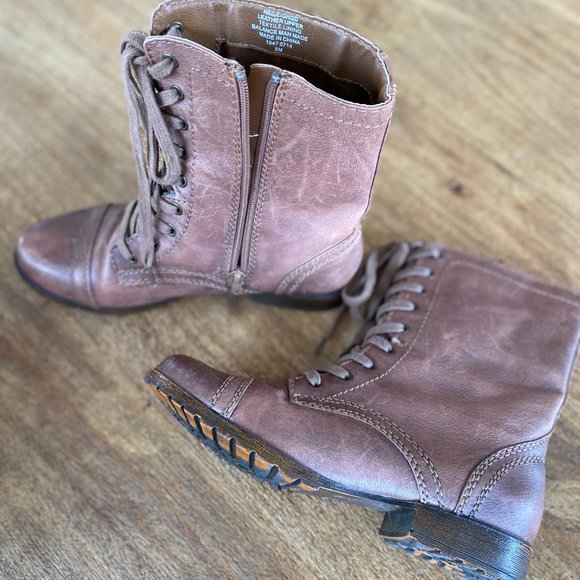 Nine WEST ZIP UP BOOTS - Picture 2 of 2